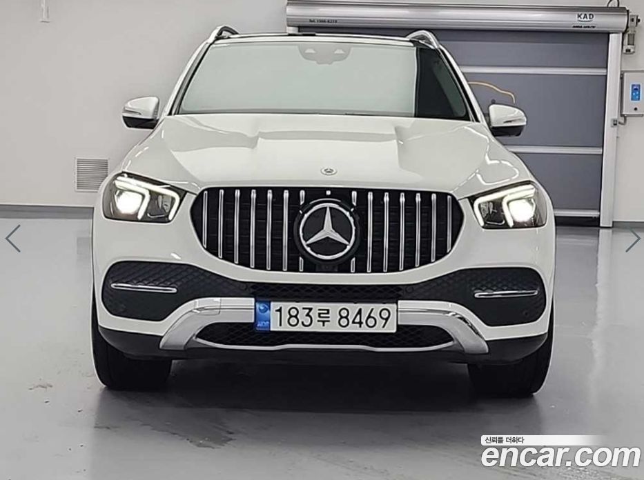 Mercedes Benz GLE-Class GLE300d 4MATIC
