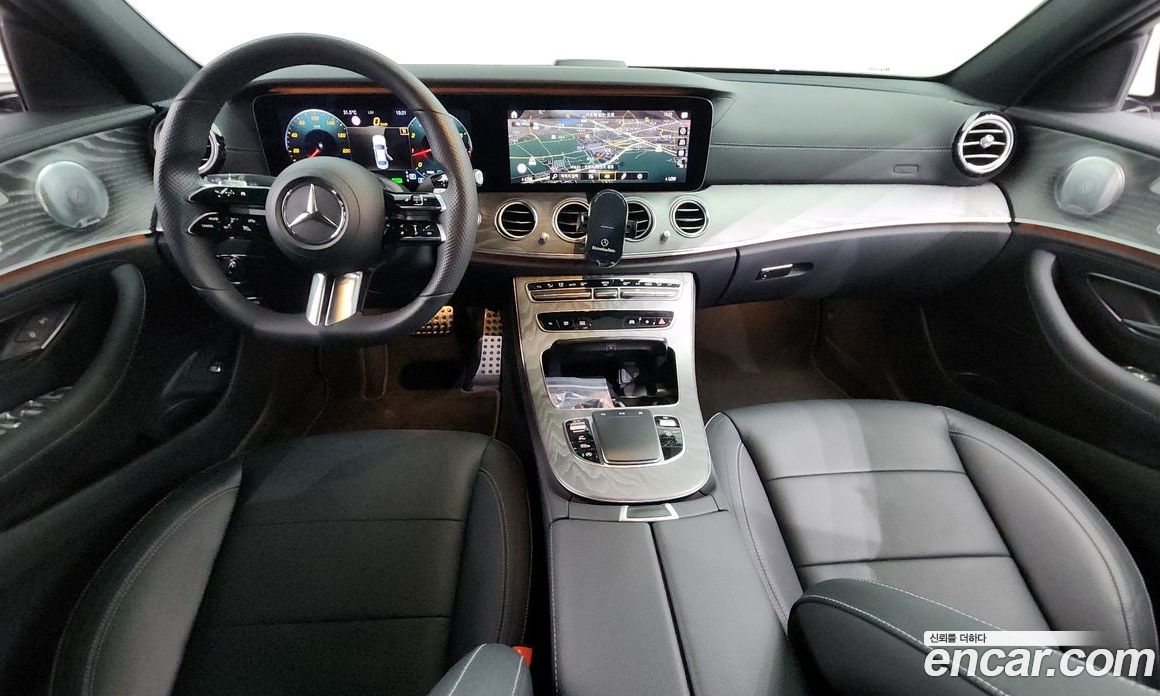 Mercedes Benz E-Class E350 4MATIC AMG Line