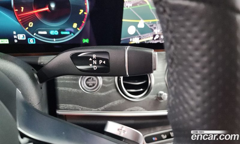Mercedes Benz E-Class E350 4MATIC AMG Line