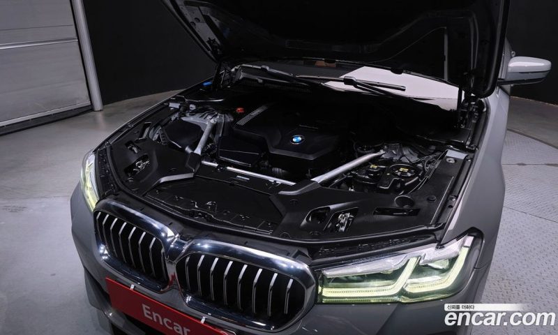 BMW 5-Series i520 M Sport