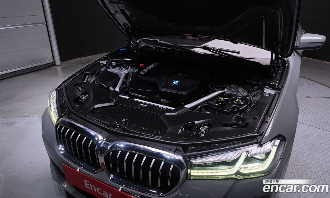 BMW 5-Series i520 M Sport