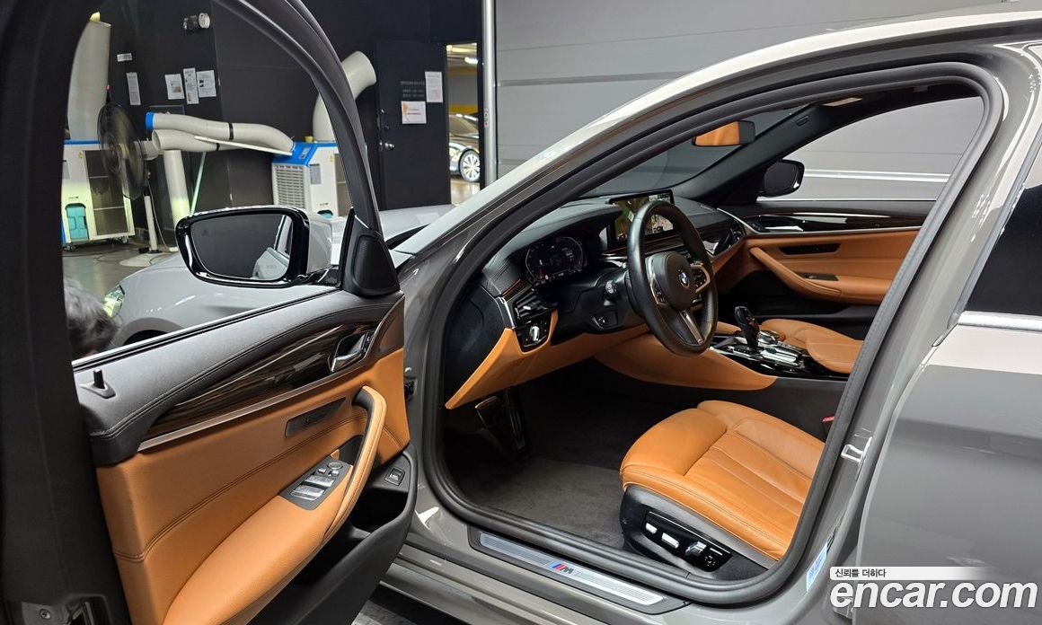 BMW 5-Series i520 M Sport