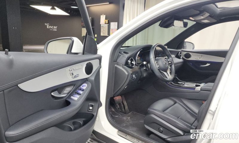 Mercedes Benz GLC-Class GLC220 D 4MATIC