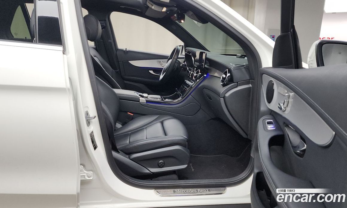 Mercedes Benz GLC-Class GLC220 D 4MATIC