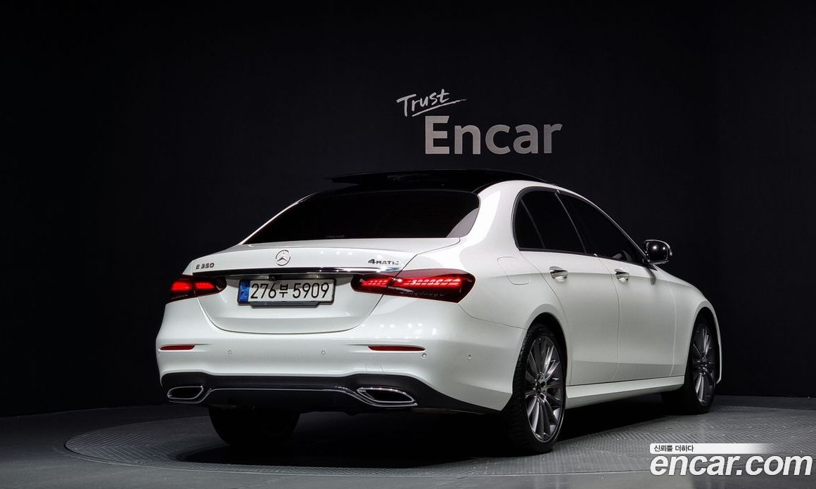 Mercedes Benz E-Class E350 4MATIC AMG Line