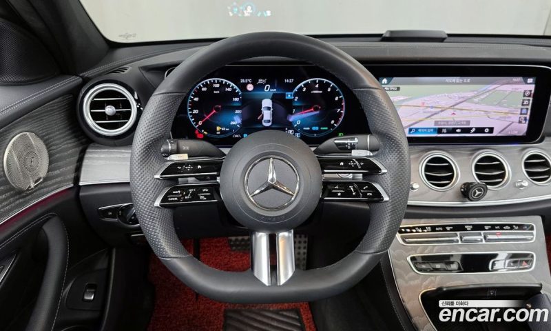 Mercedes Benz E-Class E350 4MATIC AMG Line