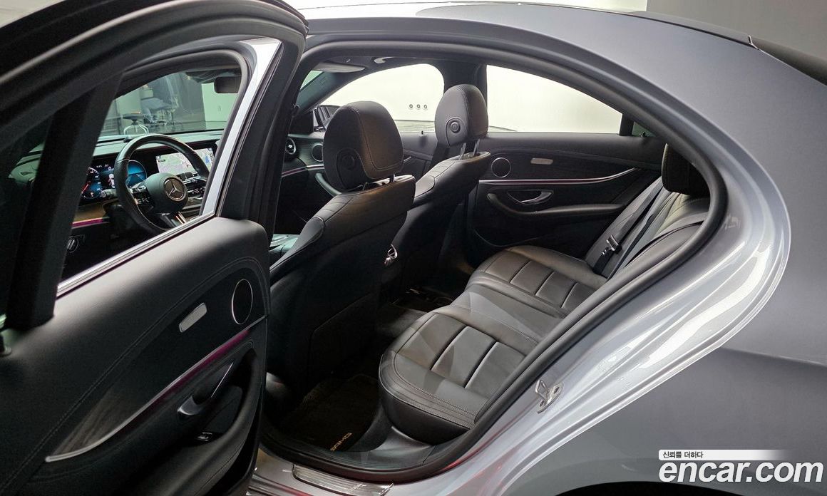 Mercedes Benz E-Class E220d 4MATIC AMG Line