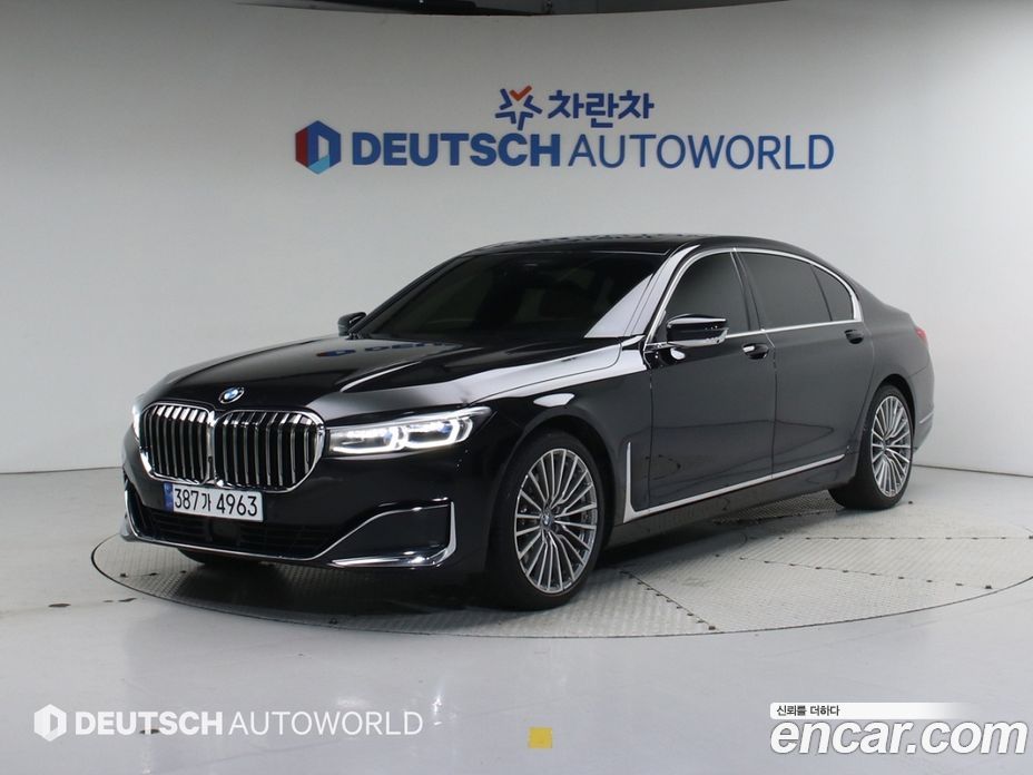 BMW 7-Series 740Li xDrive Design Pure Excellence