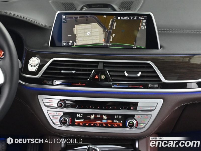BMW 7-Series 740Li xDrive Design Pure Excellence