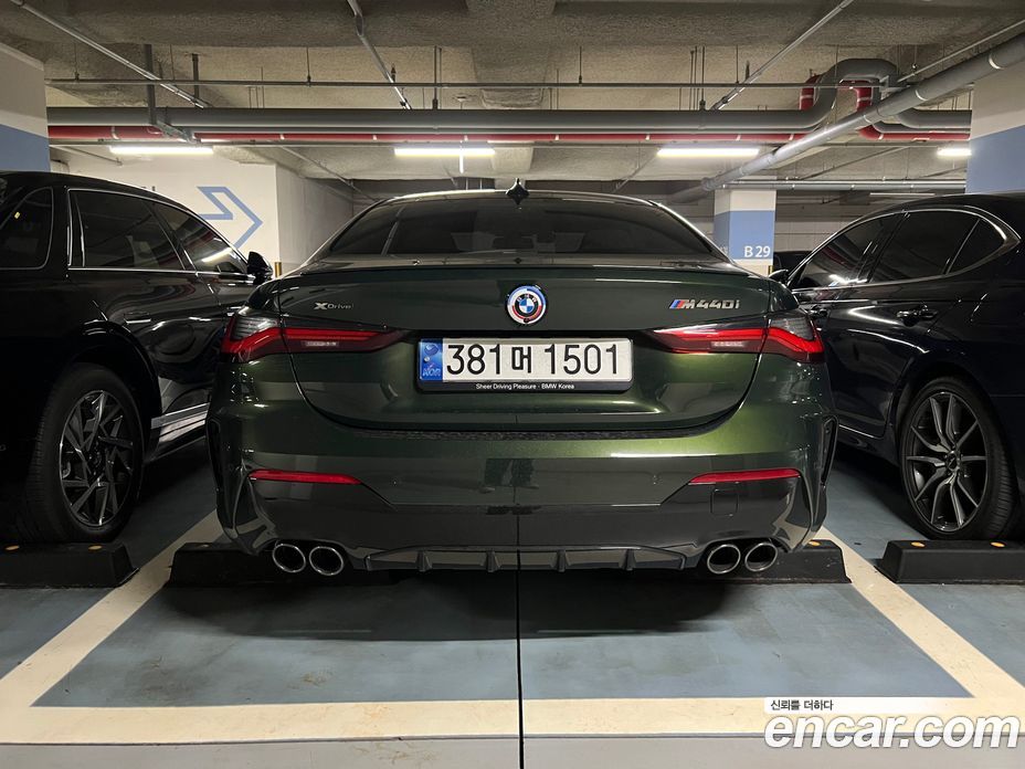 BMW 4-Series M440i xDrive Performance Coupe