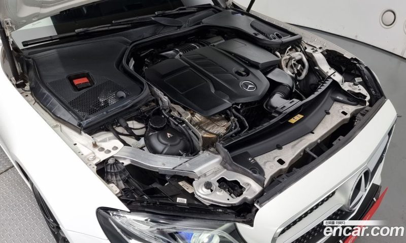 Mercedes Benz E-Class E220d Cabriolet