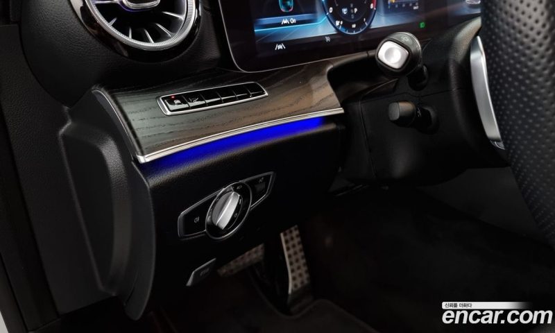 Mercedes Benz E-Class E220d Cabriolet