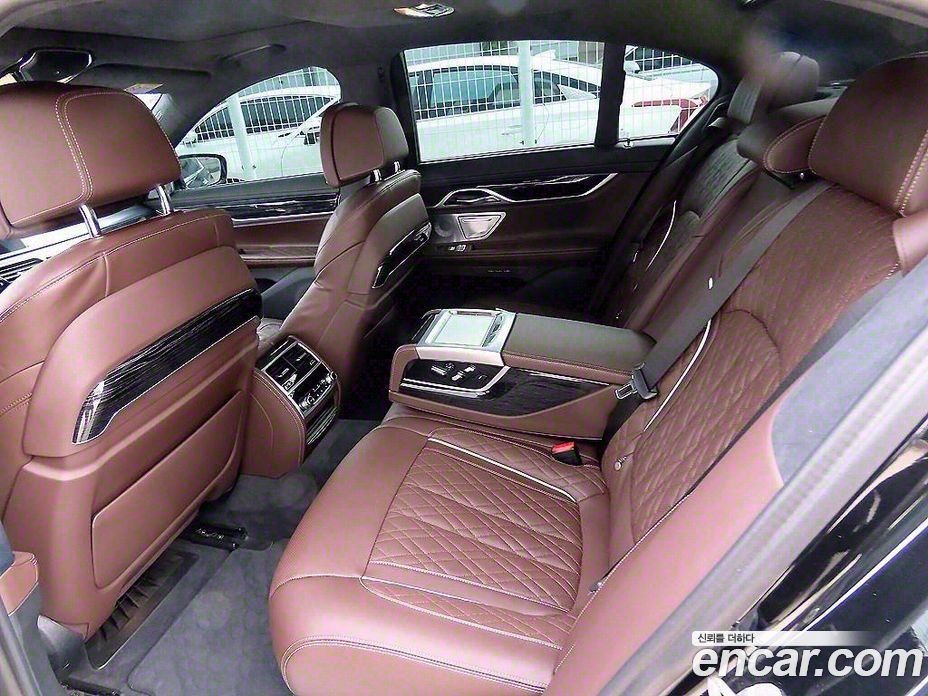 BMW 7-Series 740D xDrive M Sport