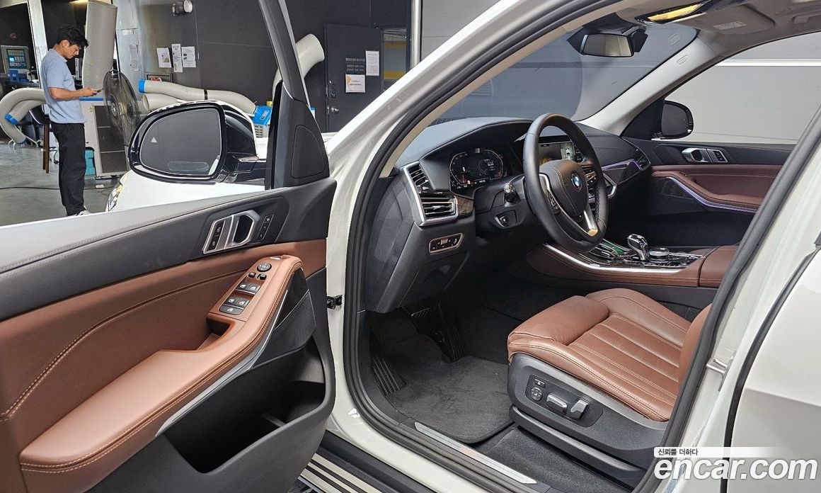 BMW X5 xDrive i40 xLine