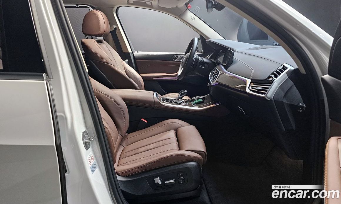 BMW X5 xDrive i40 xLine