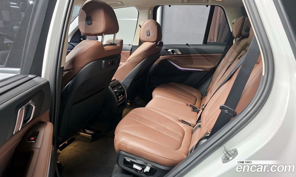 BMW X5 xDrive i40 xLine