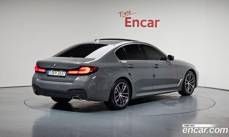 BMW 5-Series i520 M Sport