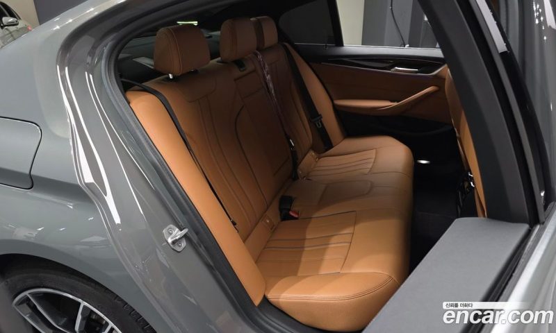 BMW 5-Series i520 M Sport