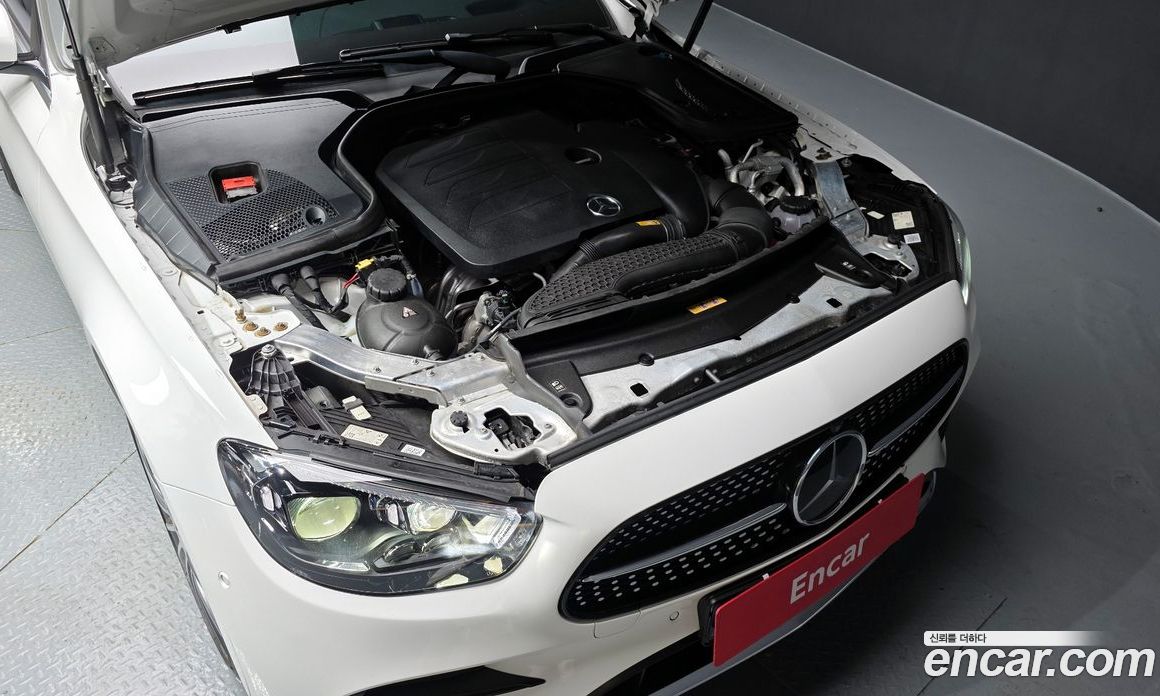 Mercedes Benz E-Class E350 4MATIC AMG Line