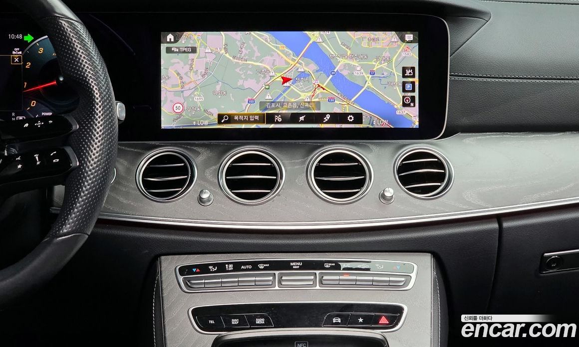 Mercedes Benz E-Class E350 4MATIC AMG Line
