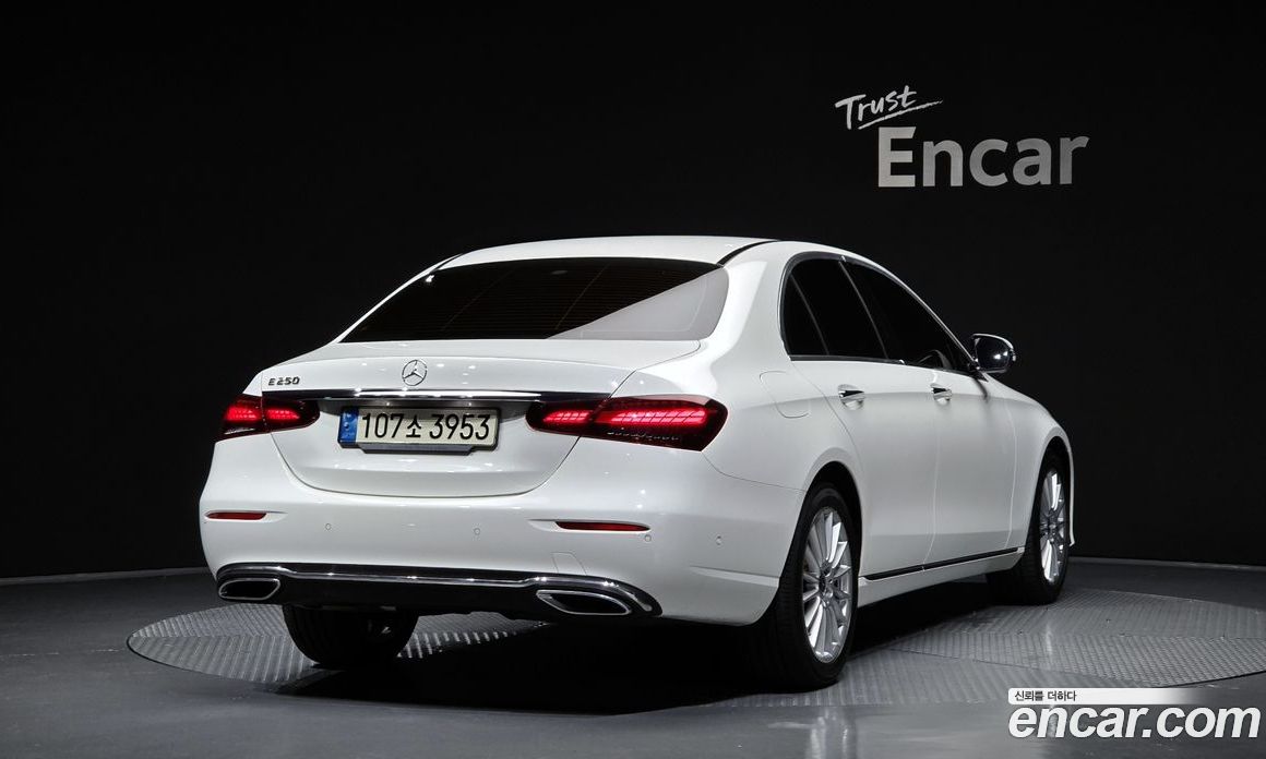 Mercedes Benz E-Class E250 Exclusive