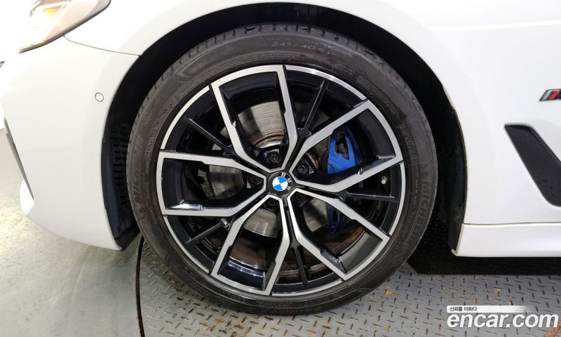 BMW 5-Series i520 M Sport