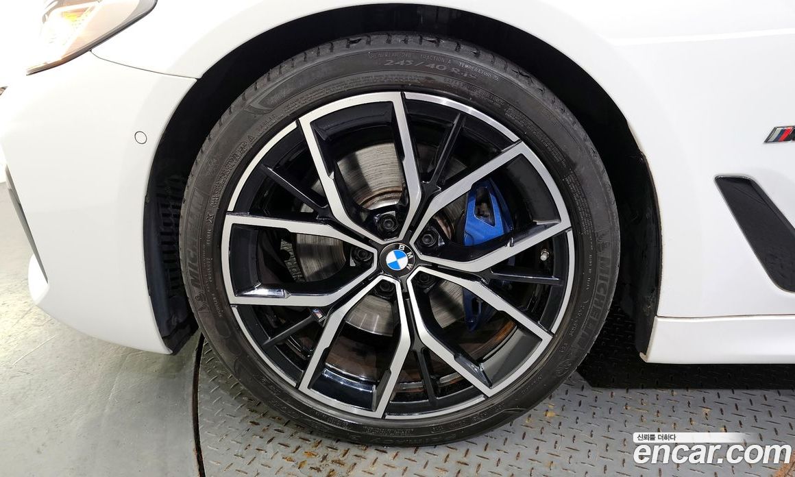BMW 5-Series i520 M Sport