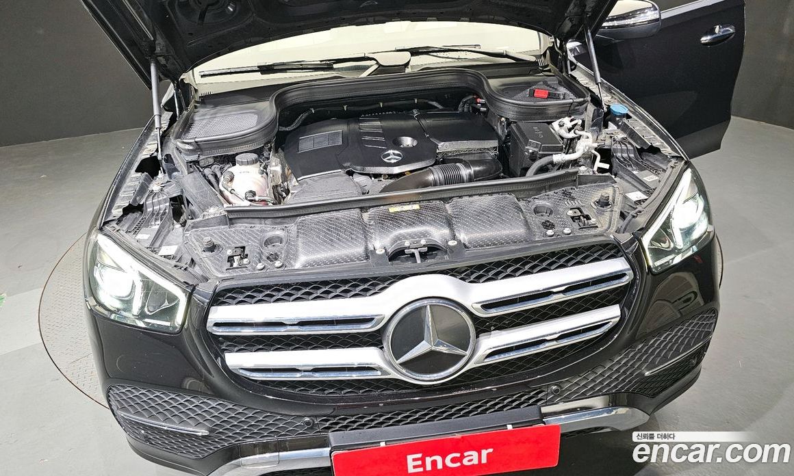 Mercedes Benz GLE-Class GLE300d 4MATIC