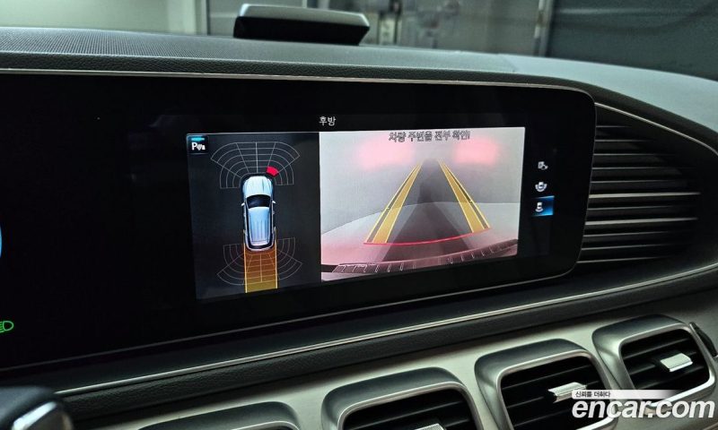 Mercedes Benz GLE-Class GLE300d 4MATIC