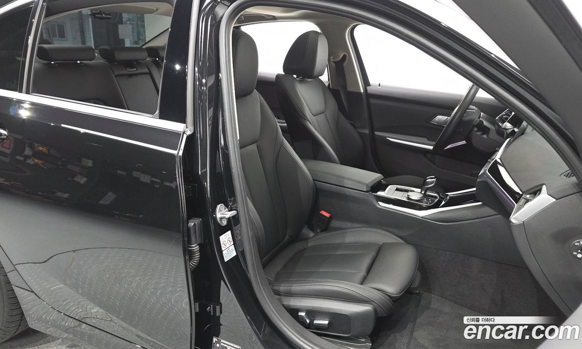BMW 3-Series i320