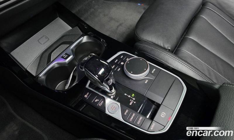 BMW 1-Series M135i xDrive Prism