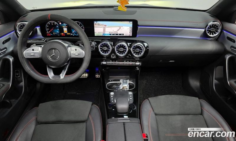 Mercedes Benz CLA-Class CLA250 4MATIC