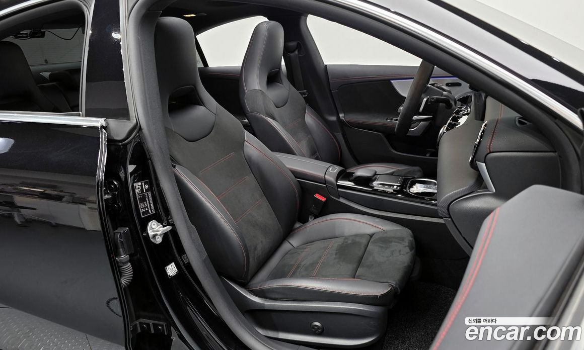 Mercedes Benz CLA-Class CLA250 4MATIC