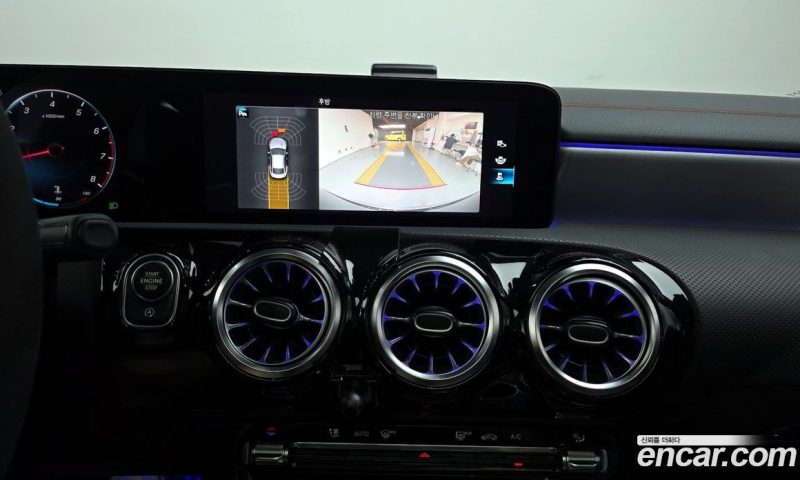 Mercedes Benz CLA-Class CLA250 4MATIC