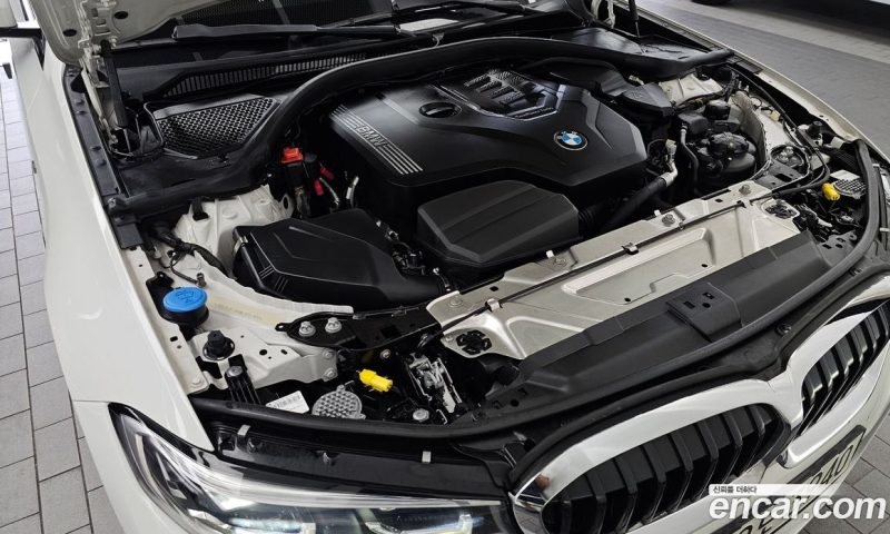 BMW 3-Series i320 M Sport