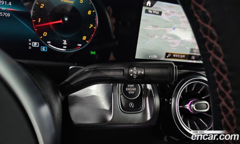 Mercedes Benz GLB-Class GLB250 4MATIC
