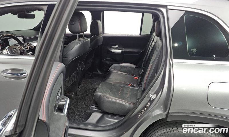 Mercedes Benz GLB-Class GLB250 4MATIC