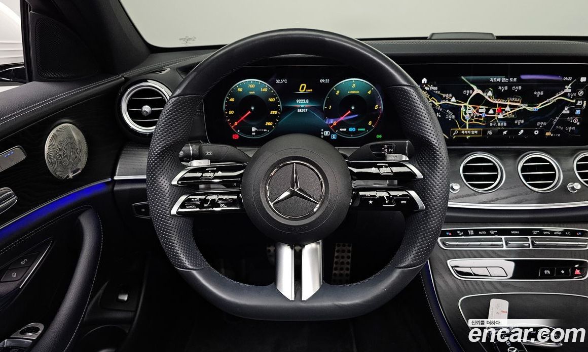 Mercedes Benz E-Class E220d 4MATIC AMG Line