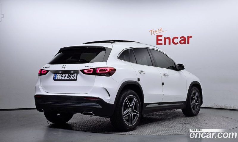 Mercedes Benz GLA-Class GLA250 4MATIC