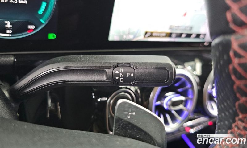 Mercedes Benz GLA-Class GLA250 4MATIC