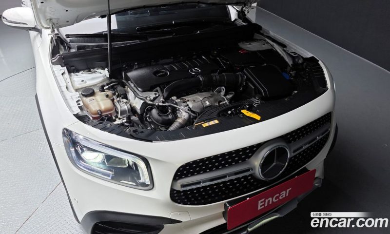 Mercedes Benz GLB-Class GLB250 4MATIC
