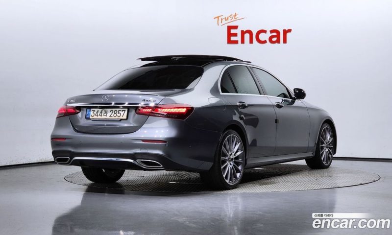 Mercedes Benz E-Class E350 4MATIC AMG Line