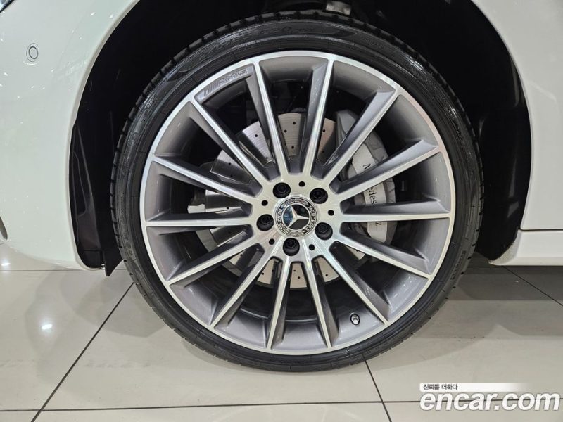 Mercedes Benz E-Class E350 4MATIC AMG Line