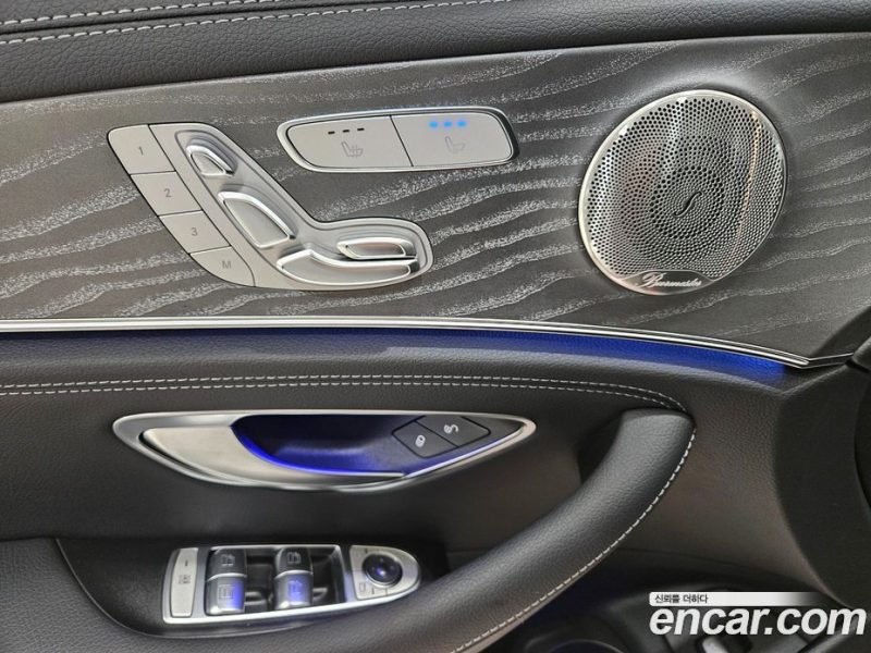 Mercedes Benz E-Class E350 4MATIC AMG Line
