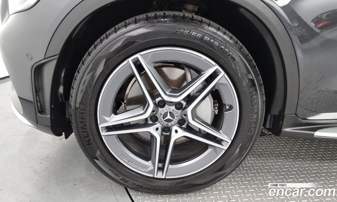 Mercedes Benz GLC-Class GLC220 D 4MATIC Coupe