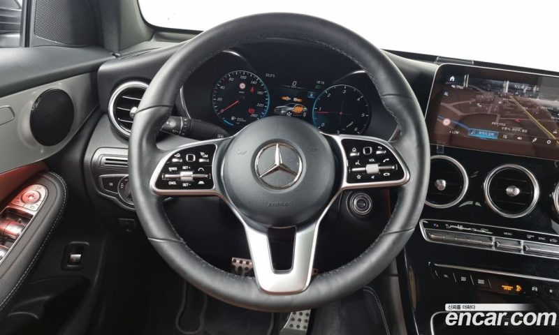 Mercedes Benz GLC-Class GLC220 D 4MATIC Coupe