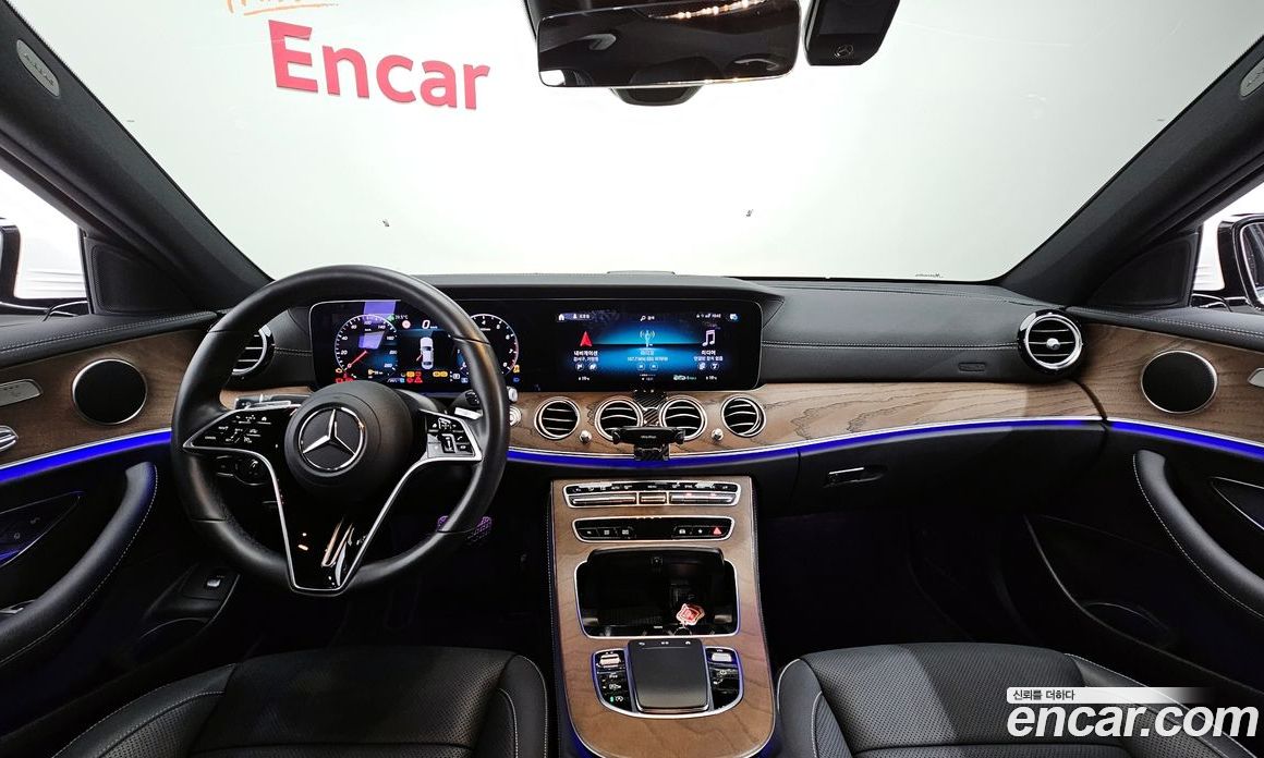 Mercedes Benz E-Class E250 Exclusive