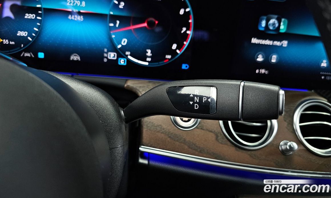 Mercedes Benz E-Class E250 Exclusive