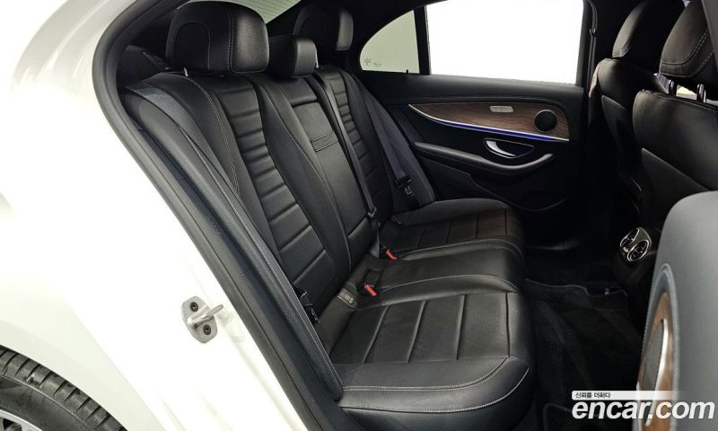 Mercedes Benz E-Class E250 Exclusive