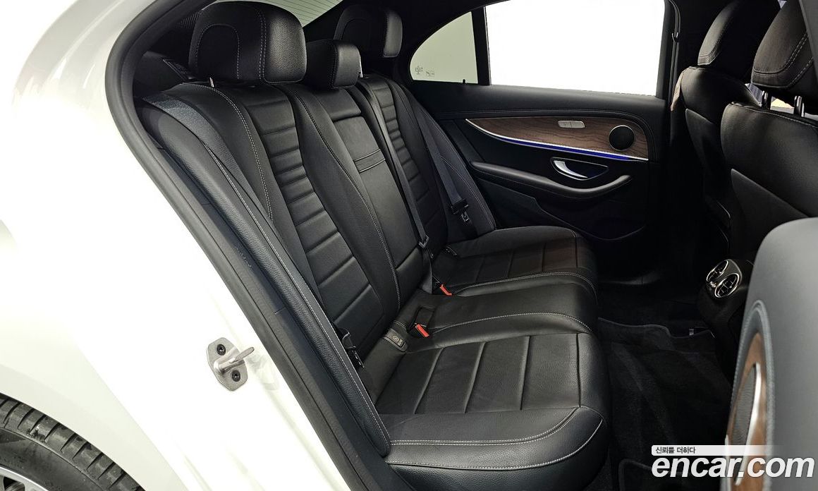 Mercedes Benz E-Class E250 Exclusive